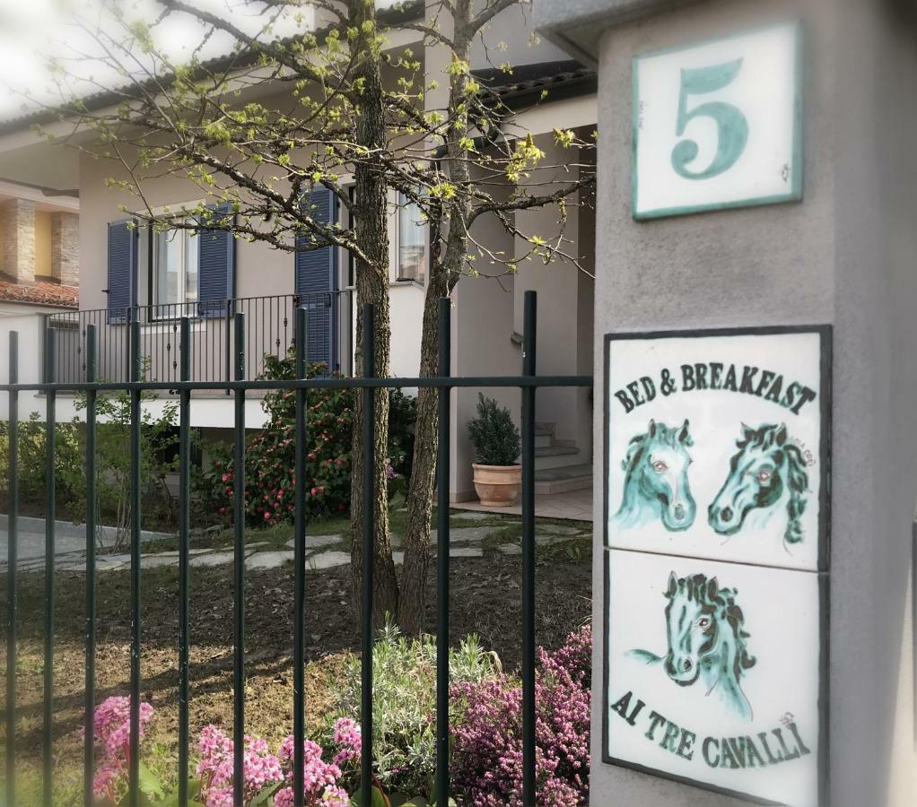 B&B Ai Tre Cavalli Cherasco Exterior foto